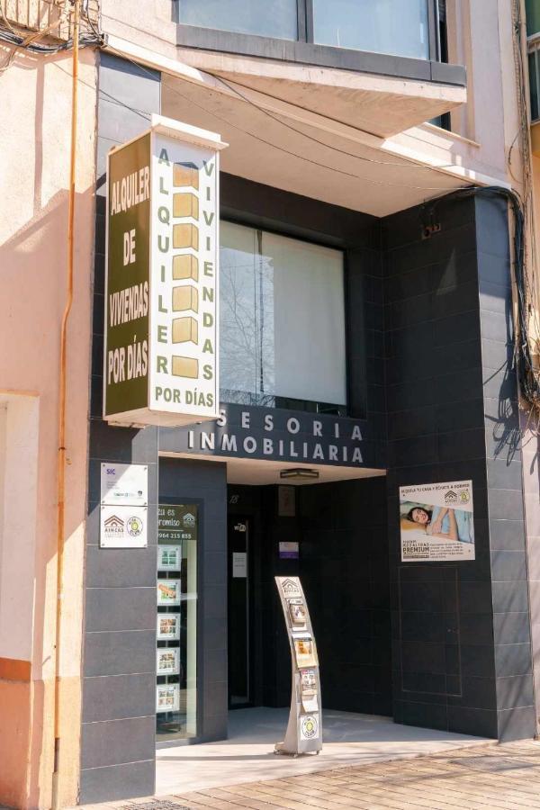 Apartamentos Doctor Clara Кастельйон-де-ла-Плана Екстер'єр фото