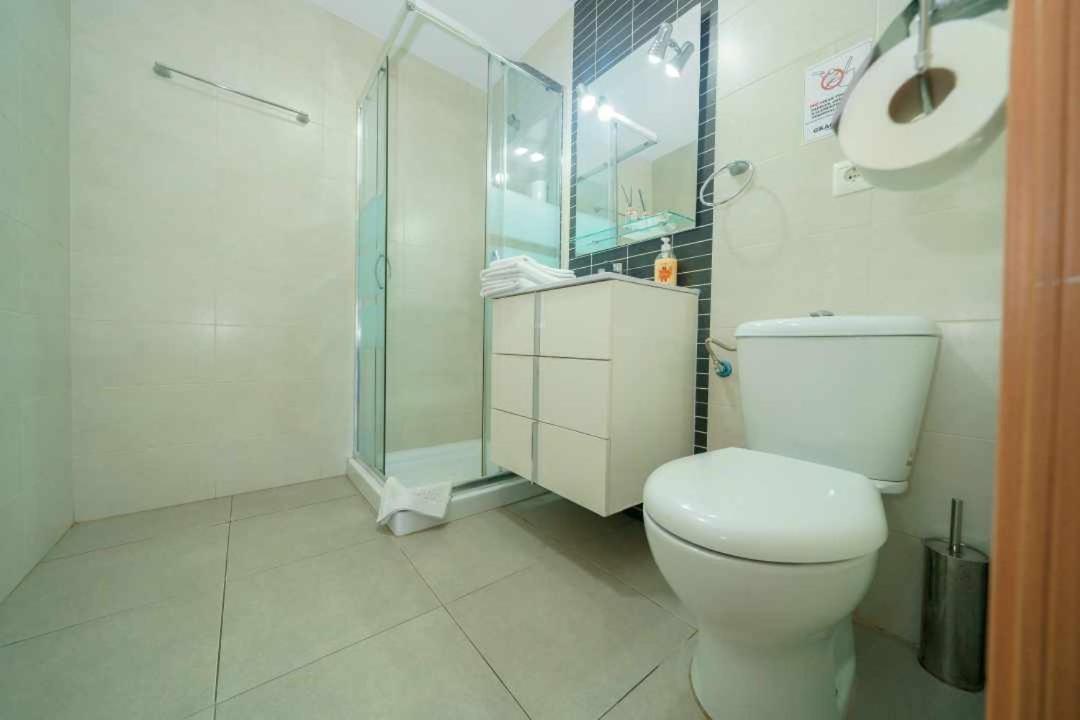 Apartamentos Doctor Clara Кастельйон-де-ла-Плана Номер фото